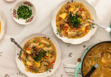 Overhead view of Pantrucas in two serving bowls and pot