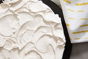 20190226-freeze-dried-fruit-buttercream-banana-vicky-wasik-5