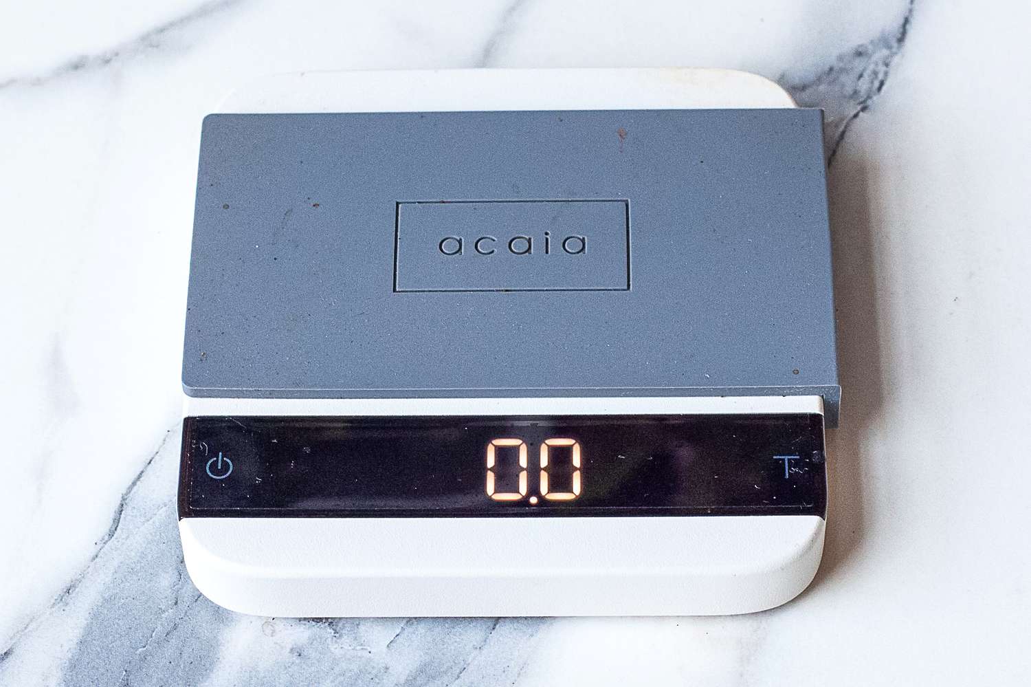 Acaia Lunar Scale with a weight display of 0.0, brand name Acaia visible on top