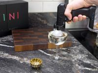 the flavour blaster mini blowing a bubble