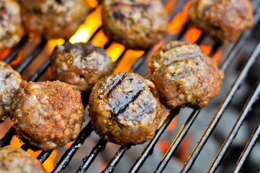 20120123-189526-barbecue-meatballs.jpg