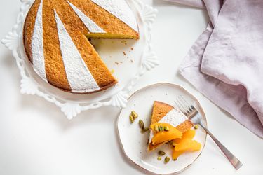 20190225-olive-oil-cake-vicky-wasik-31