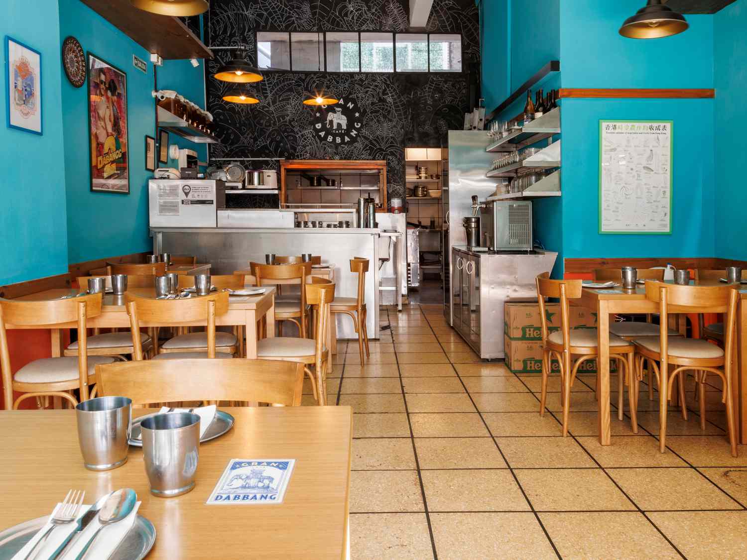 Inside view of Gran Dabbang