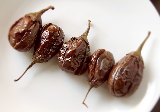 20111025-Dry-Masala-Stuffed-Eggplant.jpg