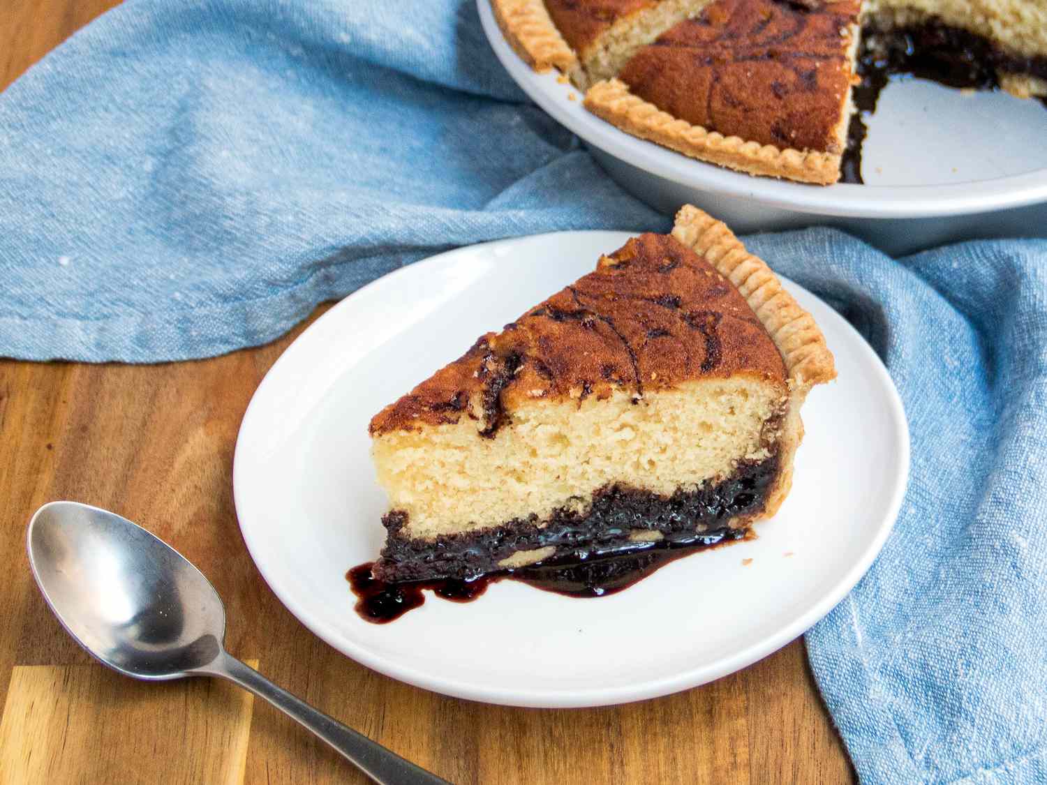 Side view of funnny pie