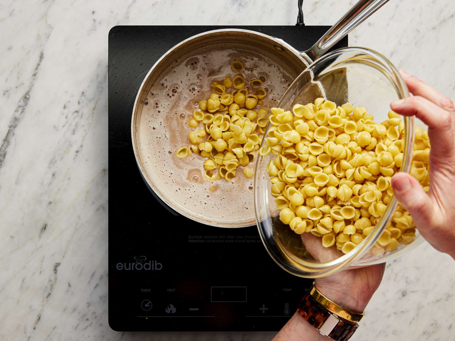 Adding pasta into soup base