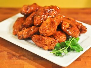 20110120-133805-thai-sweet-and-spicy-wings.jpg