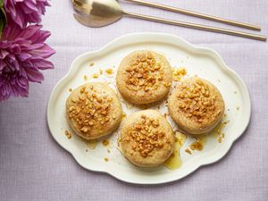 Overhead view of topik step