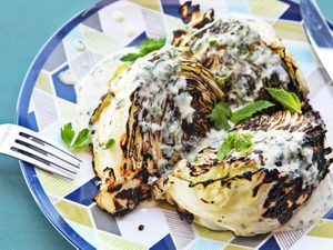 20140902-grilled-cabbage-recipe-2.jpg