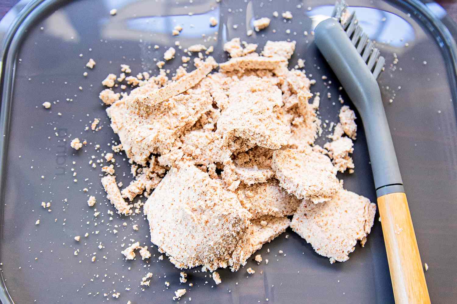 the almond pulp after using the nama 