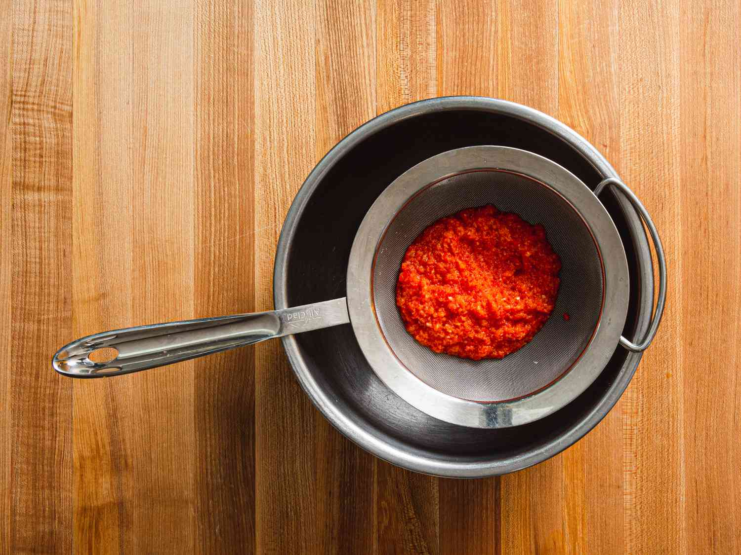 Blended bell pepper topping resting