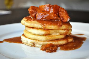 20120608-wake-and-bake-apricot-bourbon-pancakes.JPG