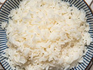 Cooked rice in a bowl