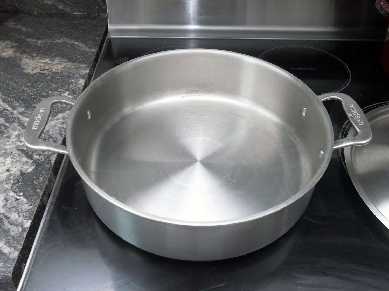 an overhead image of the Made In rondeau with the lid off