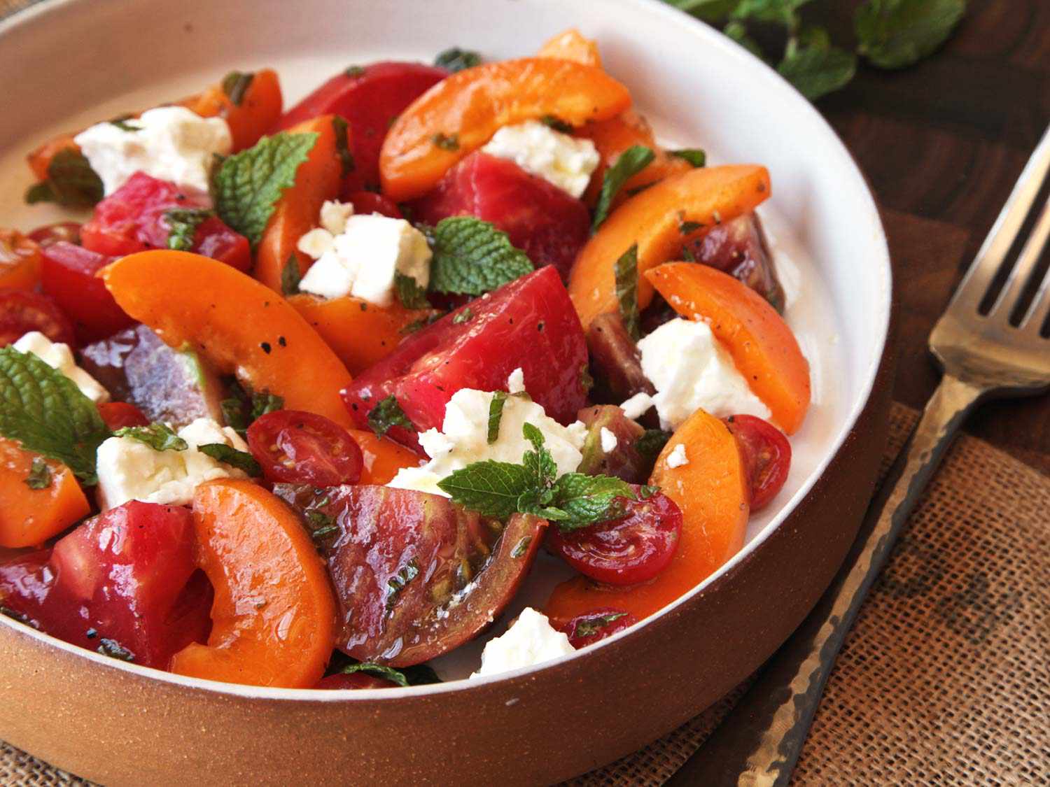 20150728-easy-summer-apricot-tomato-feta-mint-salad-3.jpg