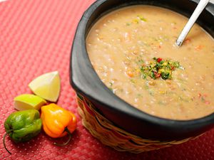 20120119-coconut-lentil-soup-6.jpg