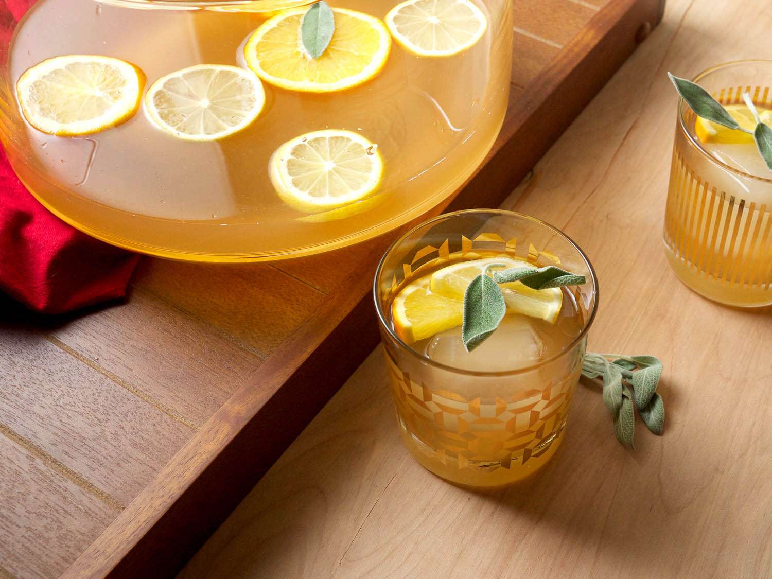 Sage punch with lemon slices