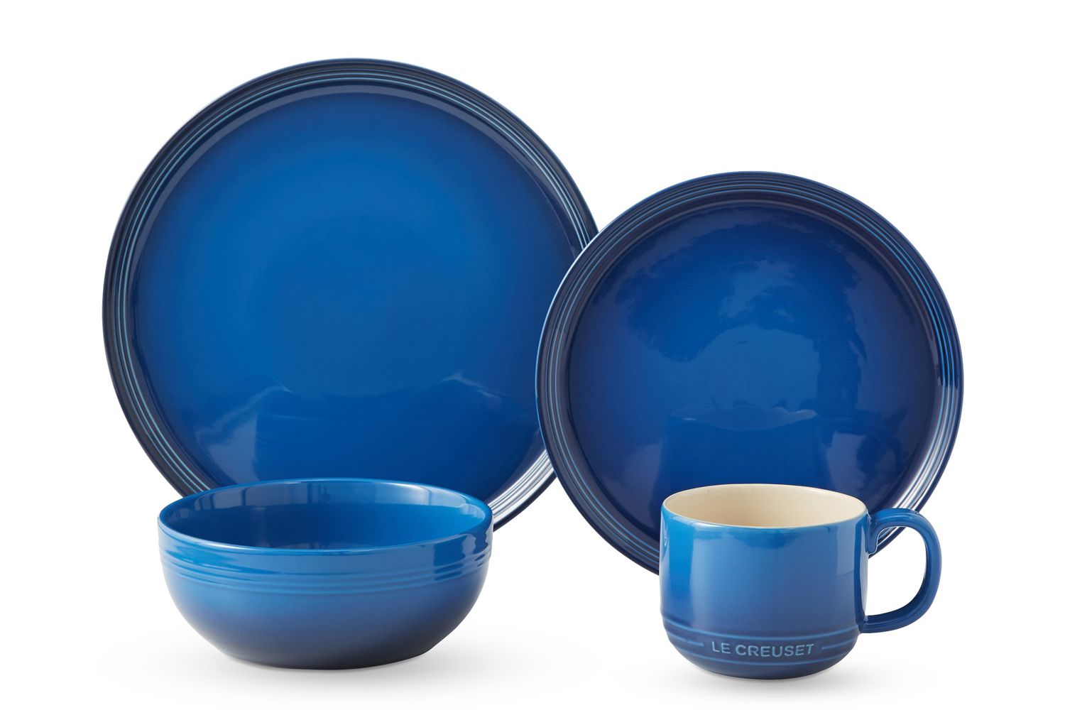Le Creuset San Francisco Coupe 16-Piece Dinnerware Set