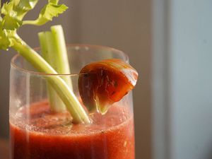 20110118primarybloodymary.jpg