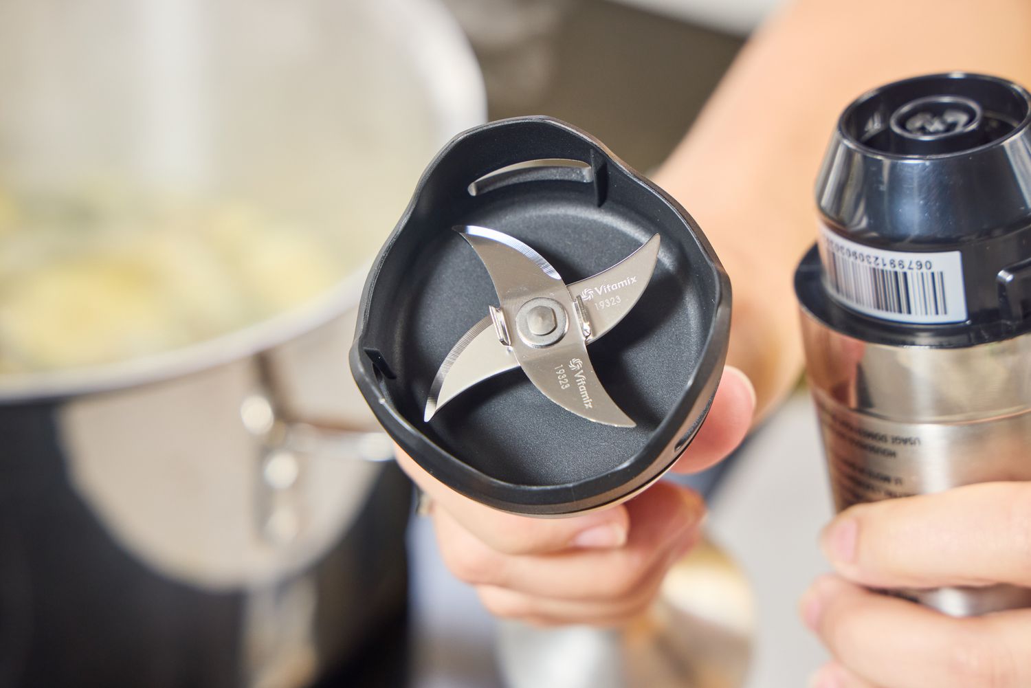 The blade head on the Vitamix Immersion Blender