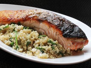 20130308-skillet-suppers-salmon-quinoa1.jpg