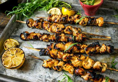 20180816-tarragon-mustard-chicken-skewers-angled-morgan-eisenberg