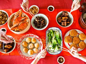 Mid-autumn festival feast