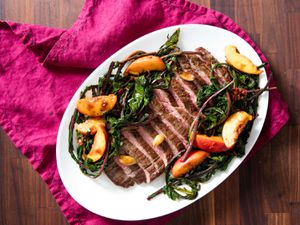20180710-steak-peach-dandelion-greens-vicky-wasik-13-