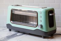 Dash Clear View Toaster
