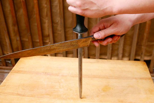 Author proceeds to hone the other side in the same manner, starting at the heel.