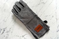 The top of the Breeo Fire Pit Glove