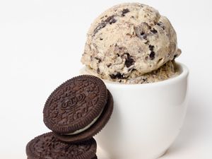 20120120-188333-coffee-cookies-cream.jpg