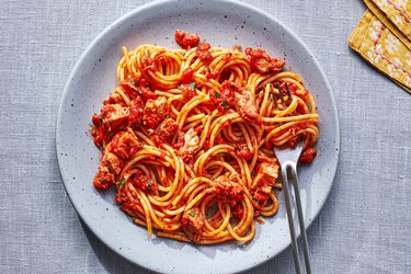 Pasta al tonno served inside a dish