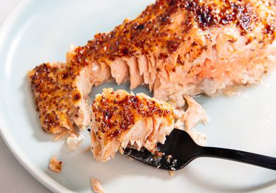 Side view of honey mustard salmon
