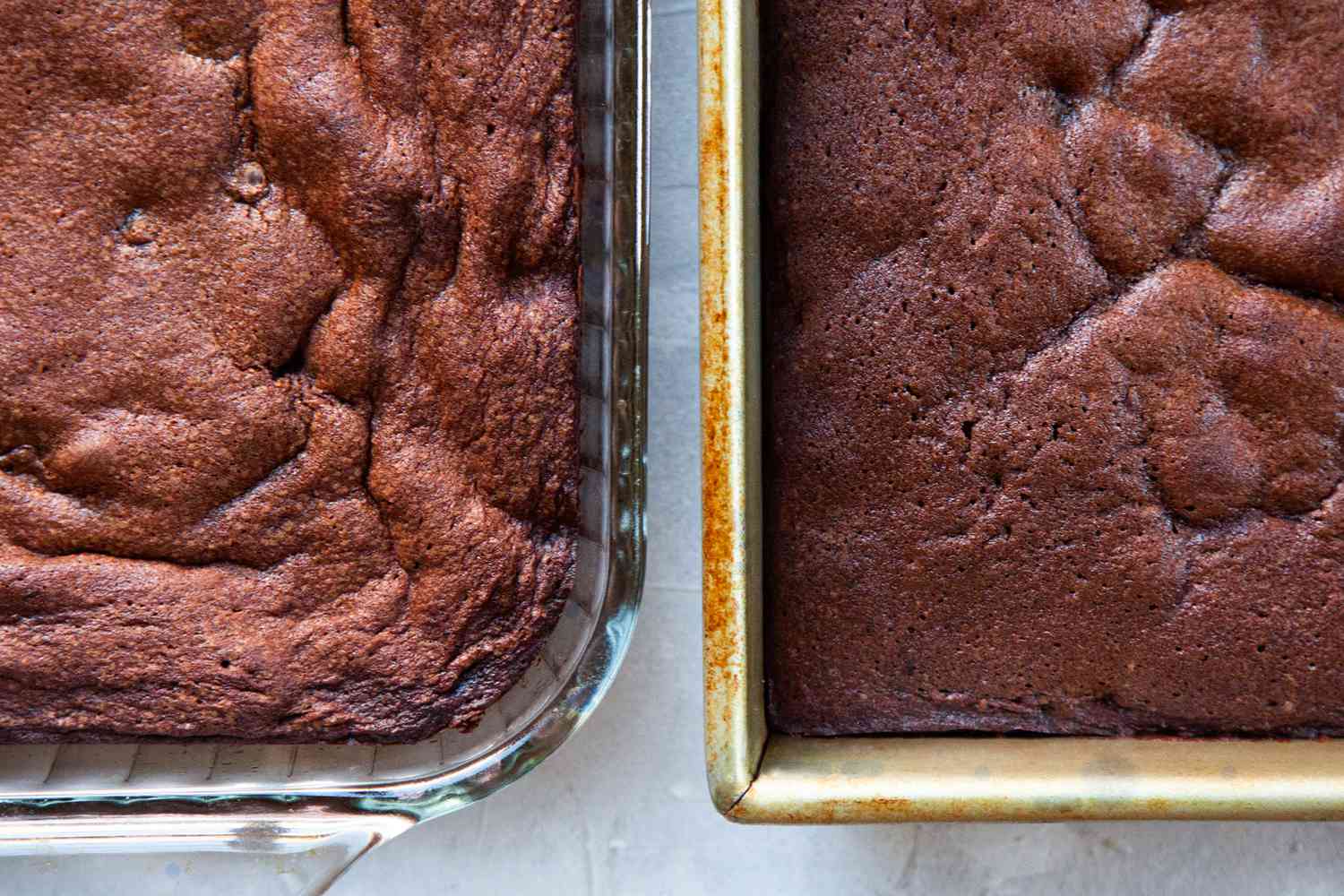edges of brownies baked in a glass pan versus brownies baked in a metal pan, which are straight and crisp.