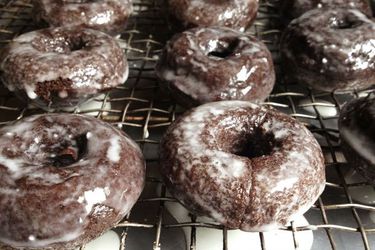 20130723-259699-GFTues-ChocolateDoughnuts2-edit.jpg