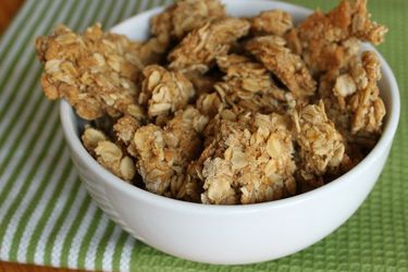 20120110-186563-GFTues-Granola610.jpg