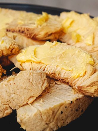 Side view of roaster breadfruit