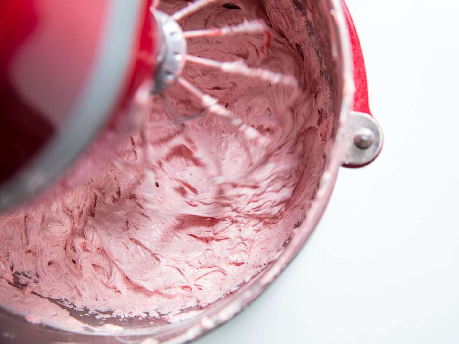 whipped strawberry frosting