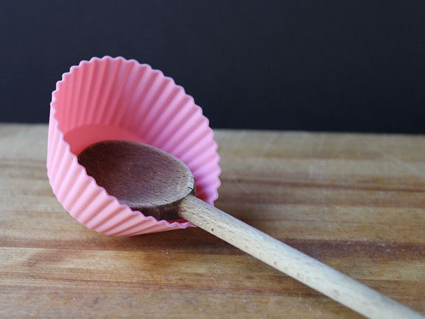 silicone muffin cup spoon rest.JPG