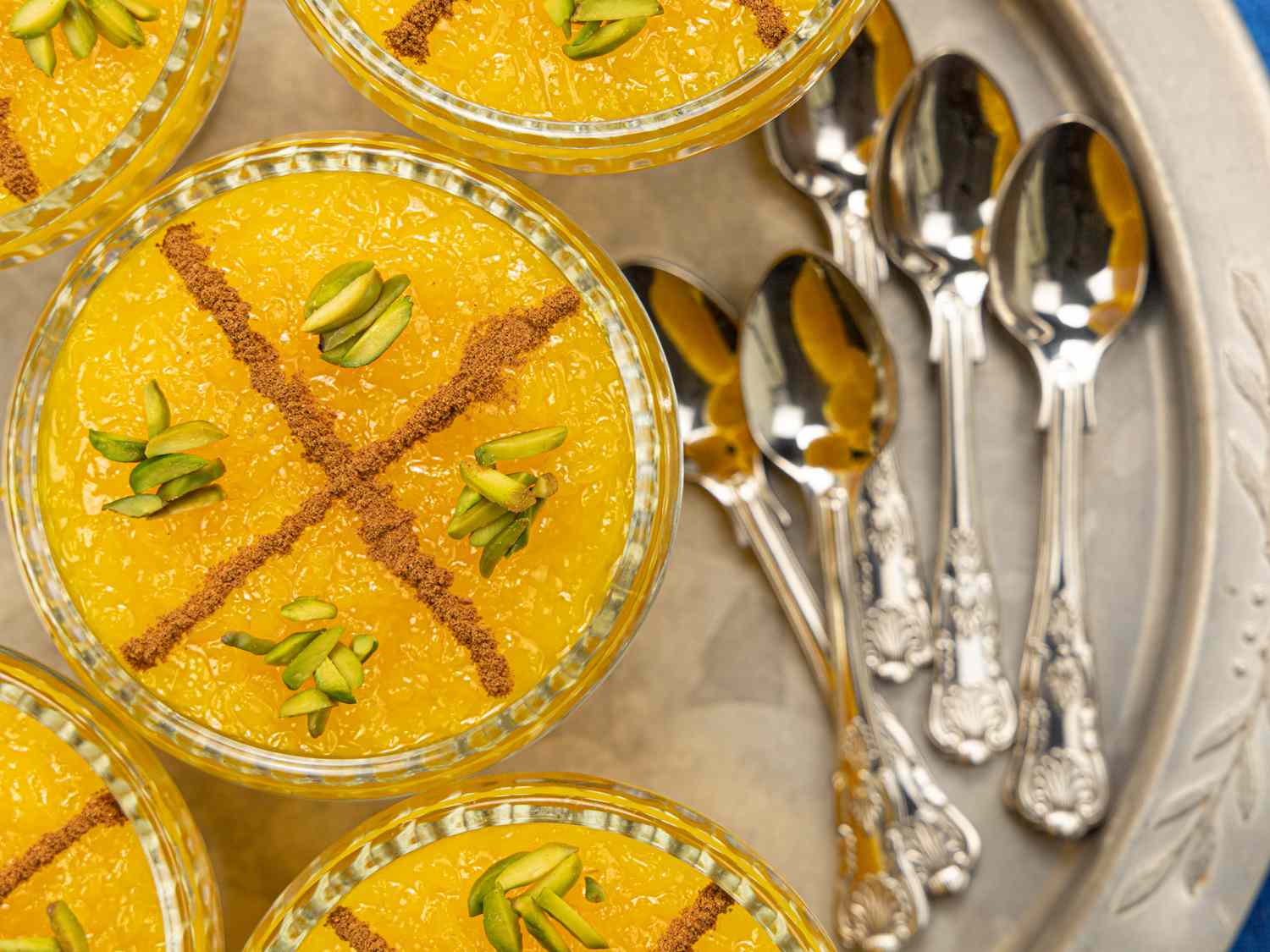 Close up an of an individual serving of sholeh-zard