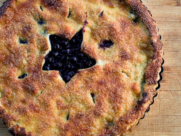 20110725-162894-pie-of-the-week-blueberry-600x458-1.jpg