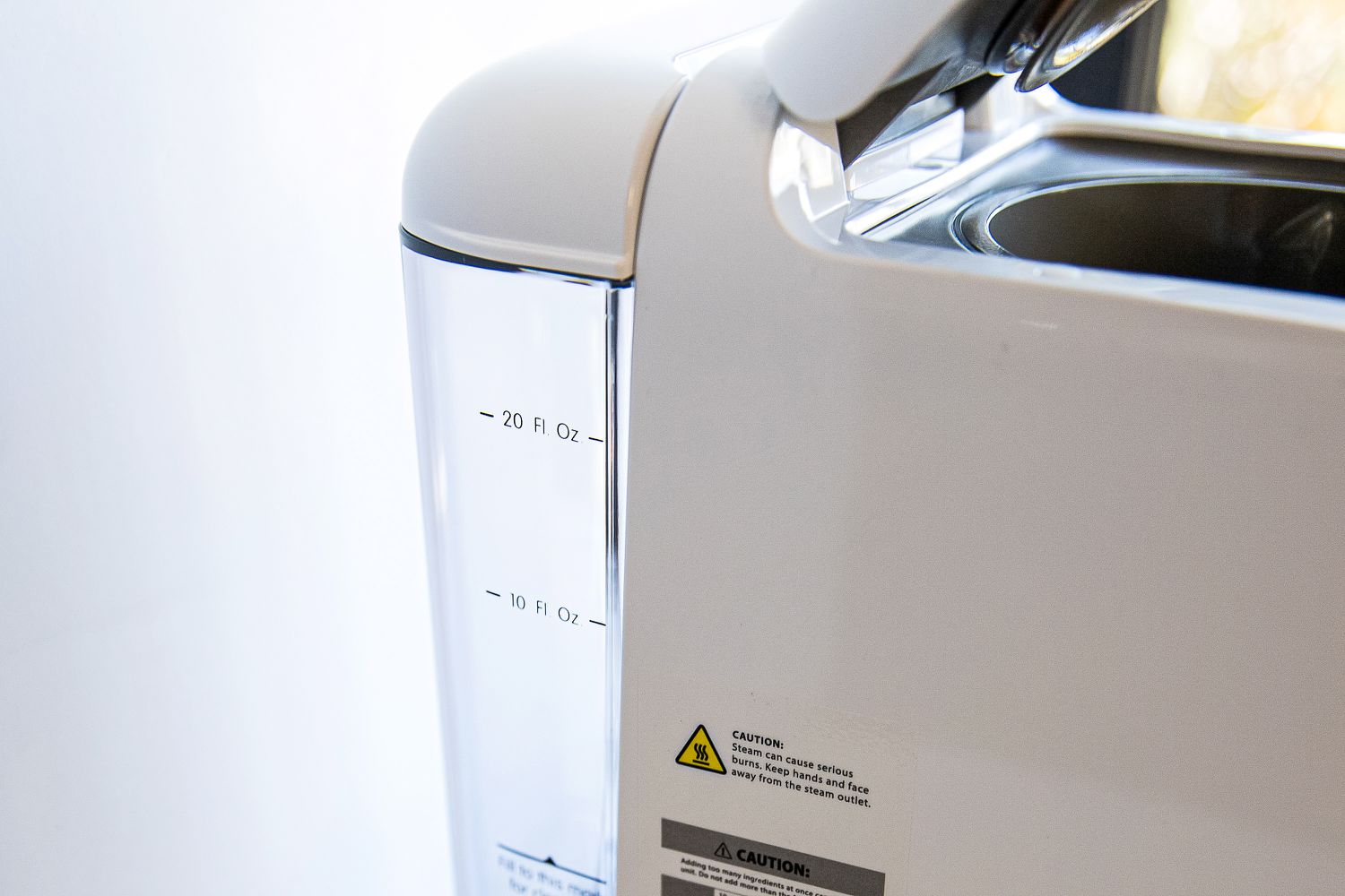 image of the water container on the chefwave