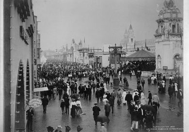 20151028-1904-worlds-fair-crowd.jpg