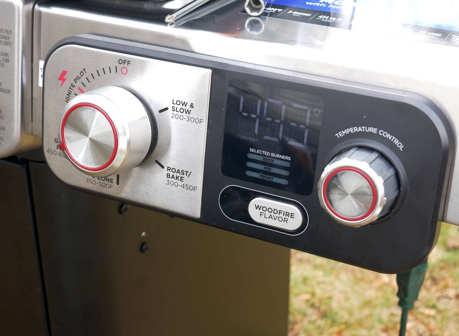 the control panel of the ninja flexflame grill