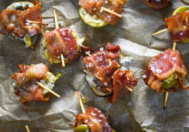 20180307-bacon-wrapped-stuffed-bourbon-figs-overhead-morgan-eisenberg