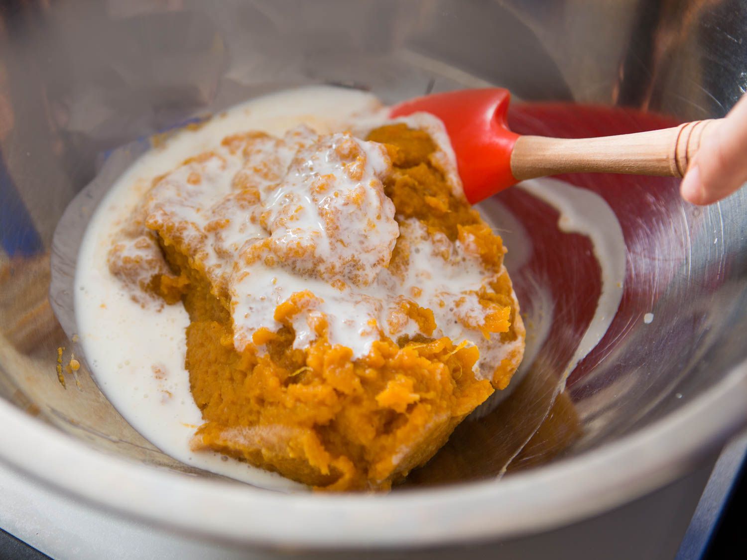 Incorporating buttermilk into mashed sweet potatoes