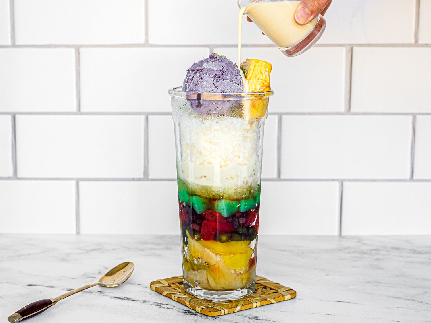 assembling halo-halo