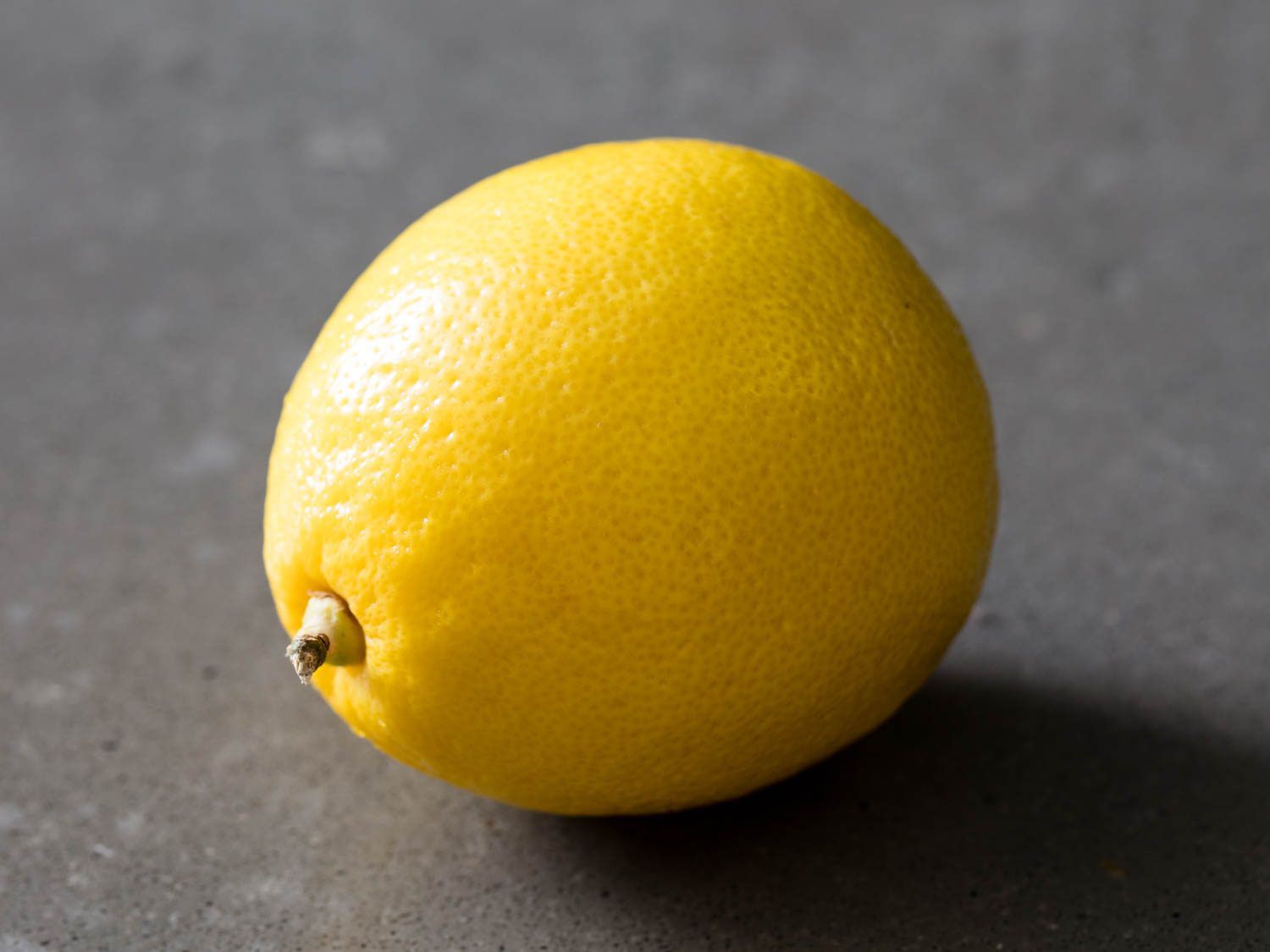 A single lemon.