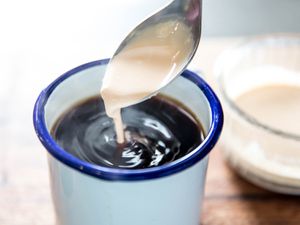 20171220-caramelized-cream-vicky-wasik-1-3